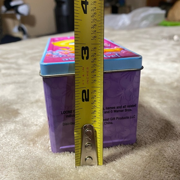 Vintage Tweety Bird Tin Chest Bank With Lock & keys - Picture 13 of 16